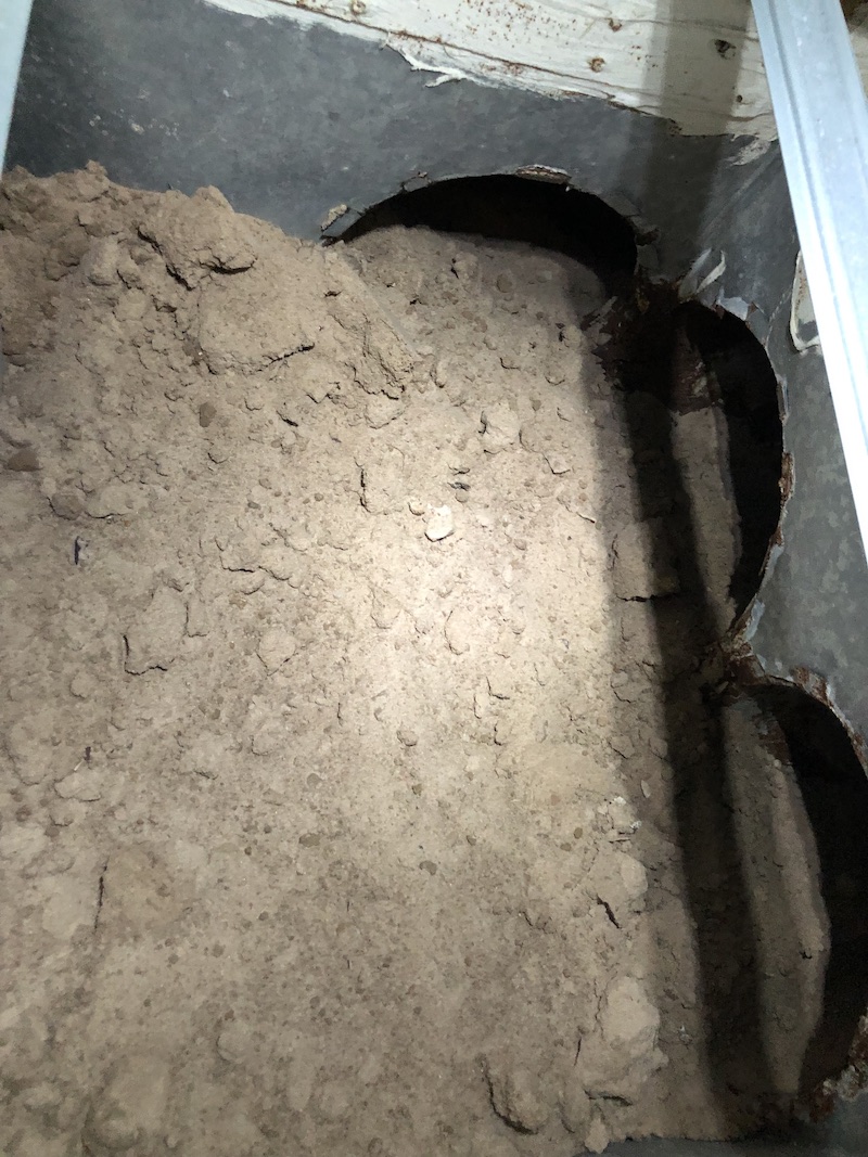 dirty air duct before duct cleaning services
